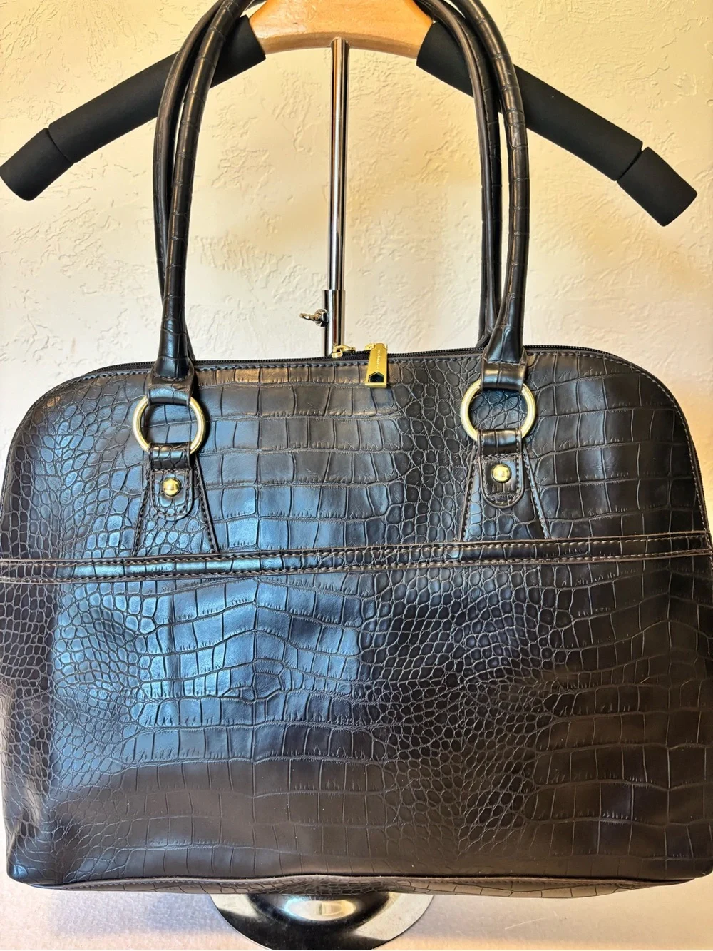 Liz Claiborne Black Croc Embossed PVC Laptop Travel Tote Carryall Bag